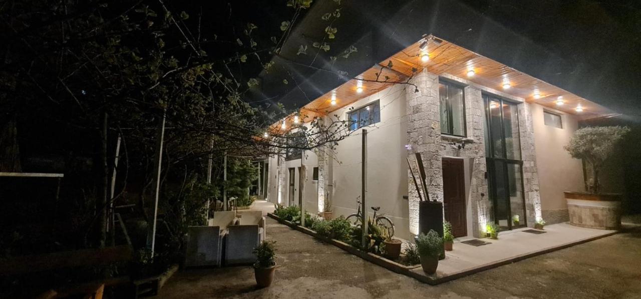 فندق Bujtina Gjyshi Ilo Tushemisht المظهر الخارجي الصورة